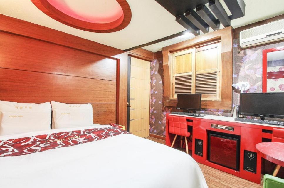 Couple Motel Seoul Exterior foto